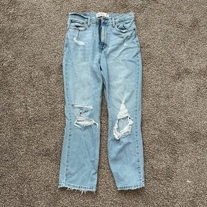 Abercrombie & Fitch Ankle Straight Ultra High Rise Distressed Jean 28/6R NWOT